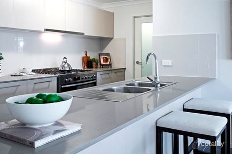 Property photo of 17 Ashburton Crescent Tallawong NSW 2762