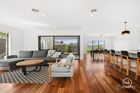 Property photo of 90 Sunstone Boulevard Doreen VIC 3754