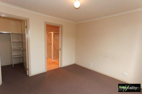 Property photo of 13 Hastings Square Warragul VIC 3820