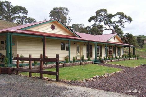 705 Racecourse Rd, Sunbury, VIC 3429