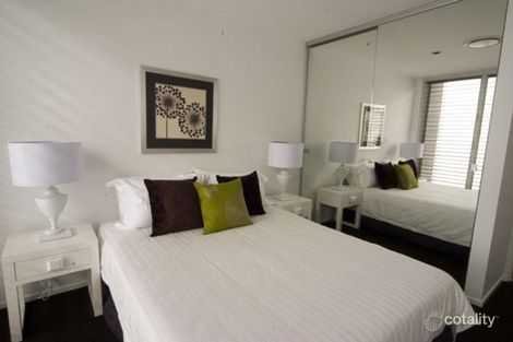 Property photo of 2/165 Dornoch Terrace Highgate Hill QLD 4101