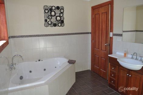 38 Humphrey St, Balaklava, SA 5461