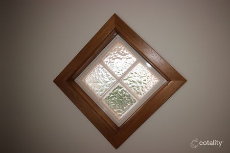 Property photo of 27 Araminta Chase Cameron Park NSW 2285