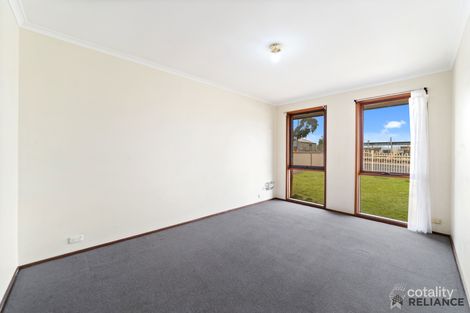 112 Brooklyn Rd, Melton South, VIC 3338