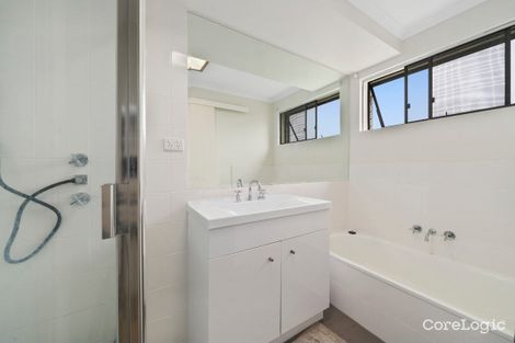 Property photo of 2/34 Mitre Street St Lucia QLD 4067