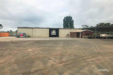 106 Roberts Ct, Drouin, VIC 3818