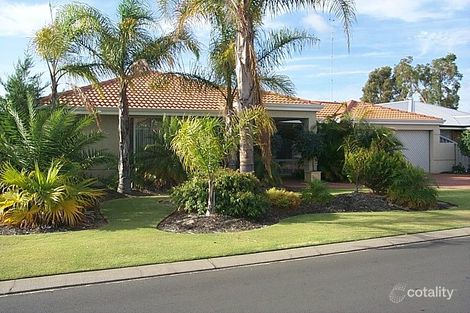 27 St Peters Grn, College Grove, WA 6230