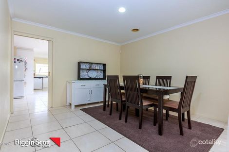 Property photo of 37 Quail Way Rowville VIC 3178