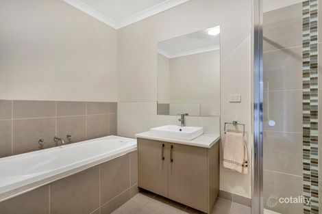 Property photo of 9 Kirkstead Grove Craigieburn VIC 3064