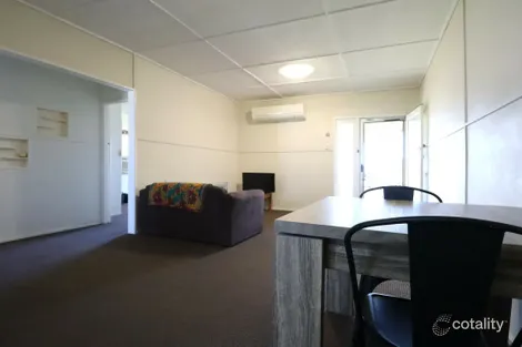 Property photo of 2/18 Saunders Street Roma QLD 4455