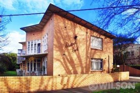 15/9 Dickens St, Elwood, VIC 3184