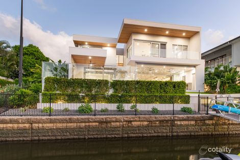 Property photo of 2516 Cressbrook Drive Hope Island QLD 4212