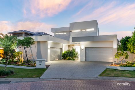 Property photo of 2516 Cressbrook Drive Hope Island QLD 4212