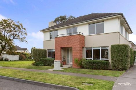 Property photo of 13 St Andrews Drive Heatherton VIC 3202