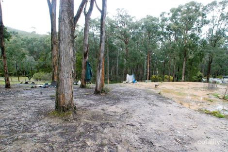 12 Hall Rd, Mcmahons Creek, VIC 3799