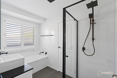 Property photo of 8 Matlock Court Hemmant QLD 4174