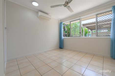 Property photo of 211 Sun Valley Road Kin Kora QLD 4680