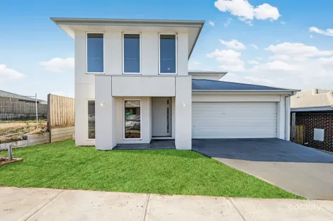 11 Capel St, Nar Nar Goon North, VIC 3812