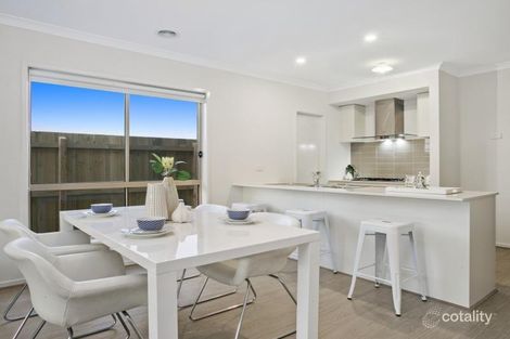 Property photo of 13 Simony Drive Armstrong Creek VIC 3217