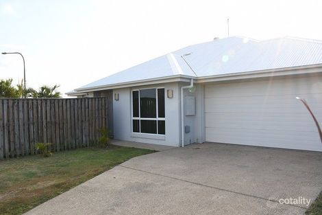 64 Donovan St, Blacks Beach, QLD 4740