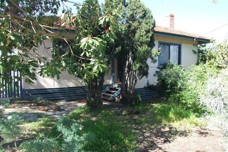 Property photo of 37 Nicholas Crescent Hilton WA 6163