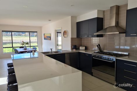 Property photo of 115 Station Street Porepunkah VIC 3740