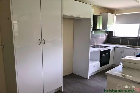 Property photo of 46 Brookfield Road Kenmore QLD 4069
