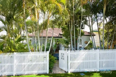 Property photo of 20 Stanley Terrace Wynnum QLD 4178