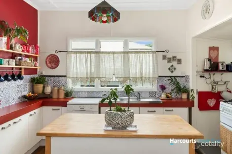 Property photo of 20 Stanley Terrace Wynnum QLD 4178