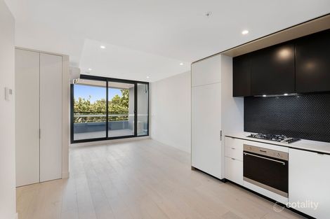 Property photo of 213/7 Nepean Highway Elsternwick VIC 3185
