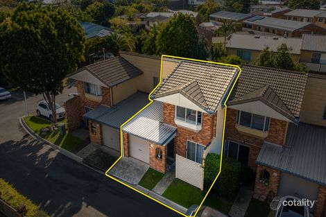 Property photo of 2/8 Briggs Road Springwood QLD 4127