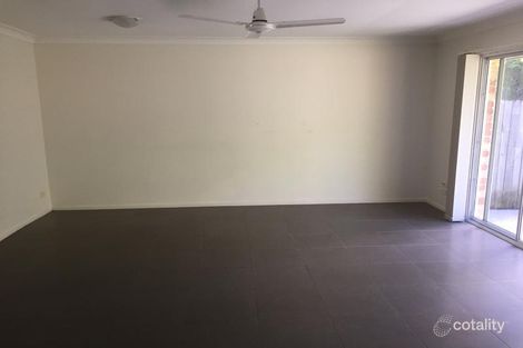 Property photo of 2/6 Hill Court Labrador QLD 4215