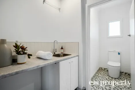 Property photo of 86 Channel Highway Kingston TAS 7050