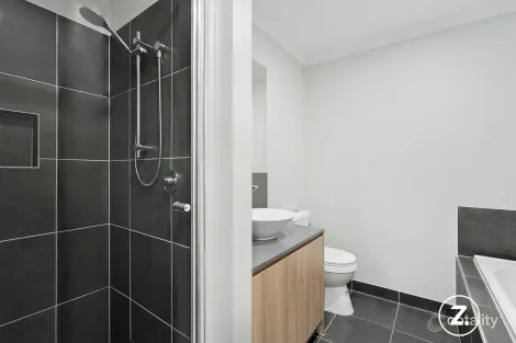 Property photo of 78 Viewbright Road Clyde North VIC 3978