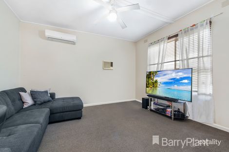 Property photo of 2/1 Beasley Avenue Werribee VIC 3030