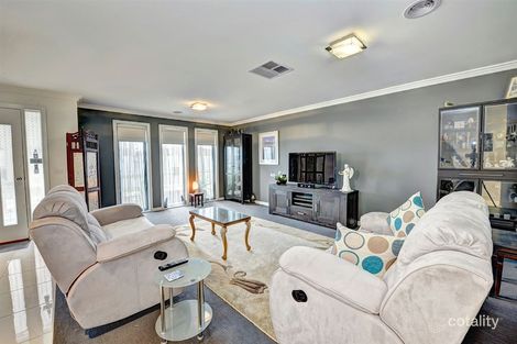 Property photo of 2 Oberon Street Alfredton VIC 3350