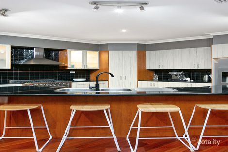 Property photo of 4 Gilguy Place South Morang VIC 3752