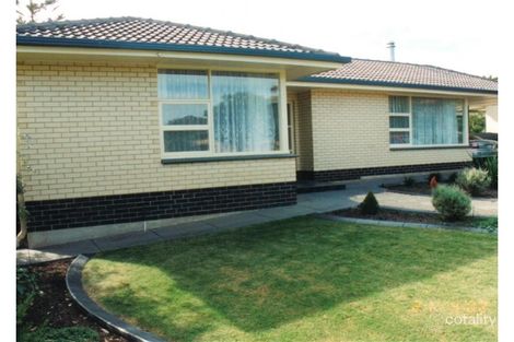 17 Irvine St, Port Noarlunga, SA 5167
