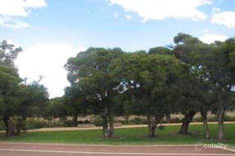 Property photo of 14 Kaliman Bend Harrisdale WA 6112