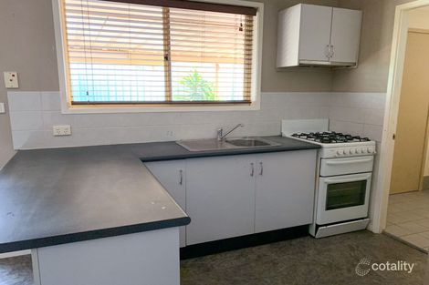 Property photo of 8 Quinton Close Rutherford NSW 2320