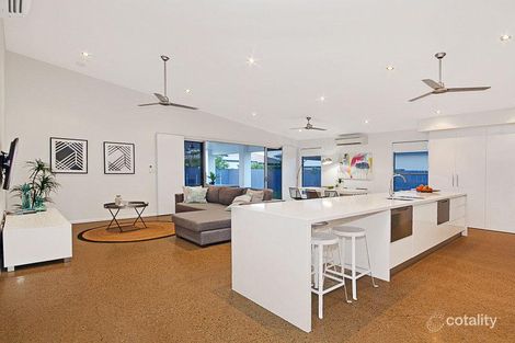 Property photo of 11 Broadwater Terrace Idalia QLD 4811