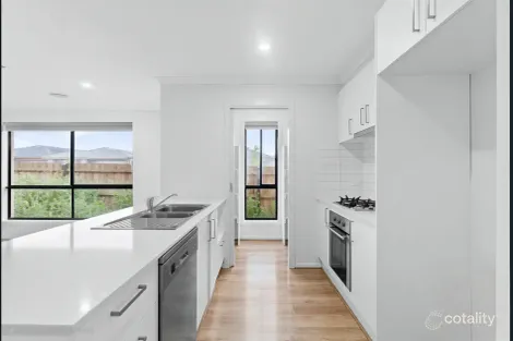 Property photo of 2 Pigdon Street Weir Views VIC 3338