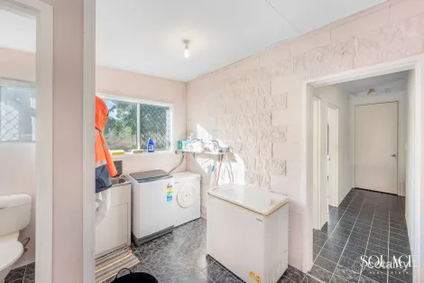 Property photo of 329 Intrepid Drive Foreshores QLD 4678