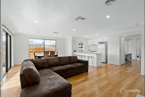 Property photo of 2 Pigdon Street Weir Views VIC 3338