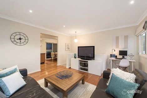 Property photo of 4 Centre Way Glenroy VIC 3046