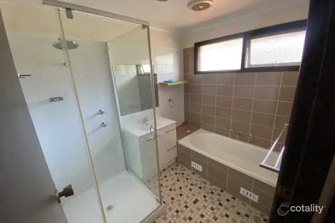 Property photo of 8 Ellis Place Nowra NSW 2541