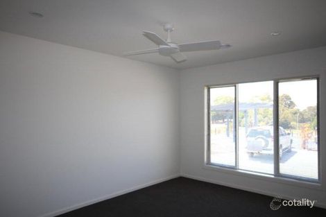 Property photo of 8 Norfolk Pine Circuit Somerville VIC 3912