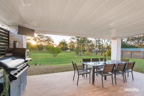 100 Peters Rd, Meringandan West, QLD 4352