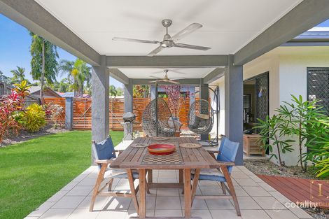 Property photo of 3 Franklin Close Clifton Beach QLD 4879