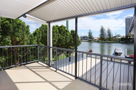 2/1 Vernia Pl, Biggera Waters, QLD 4216